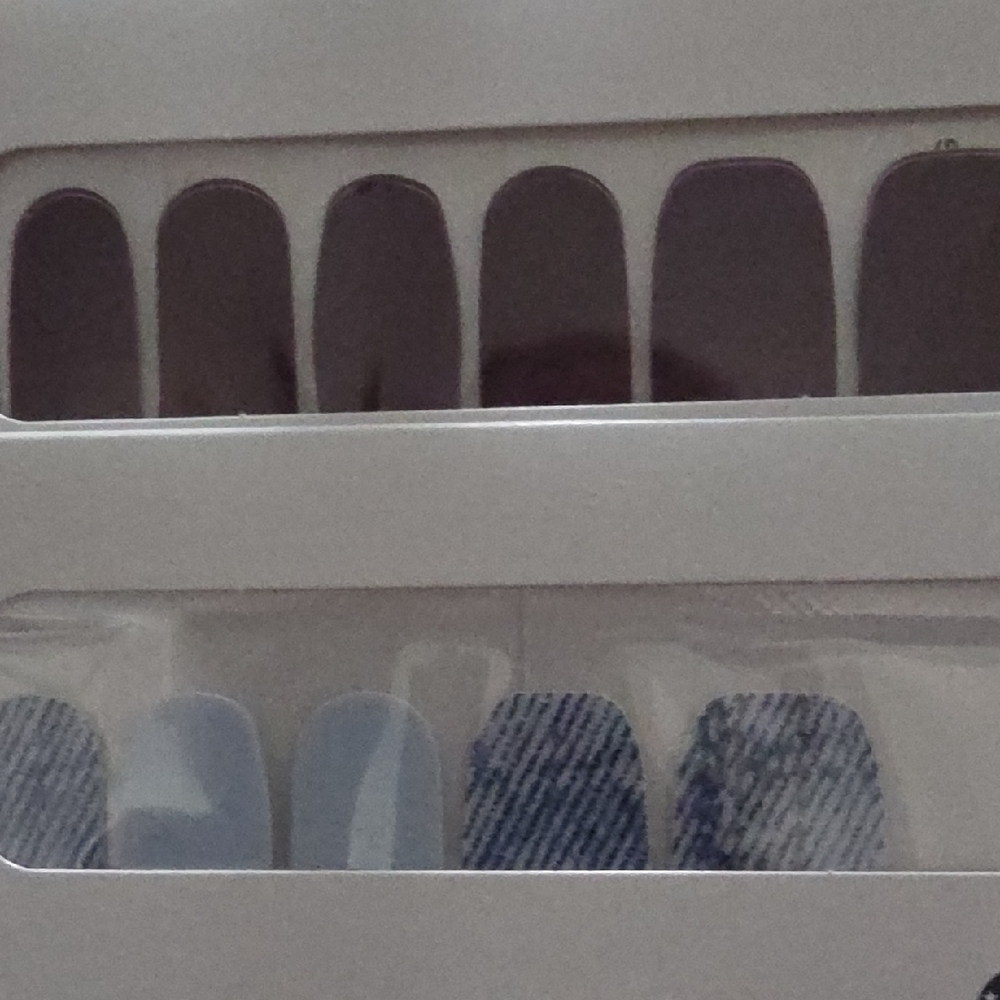 Color Street Nail Strips in Dark Gray and Denim Blue